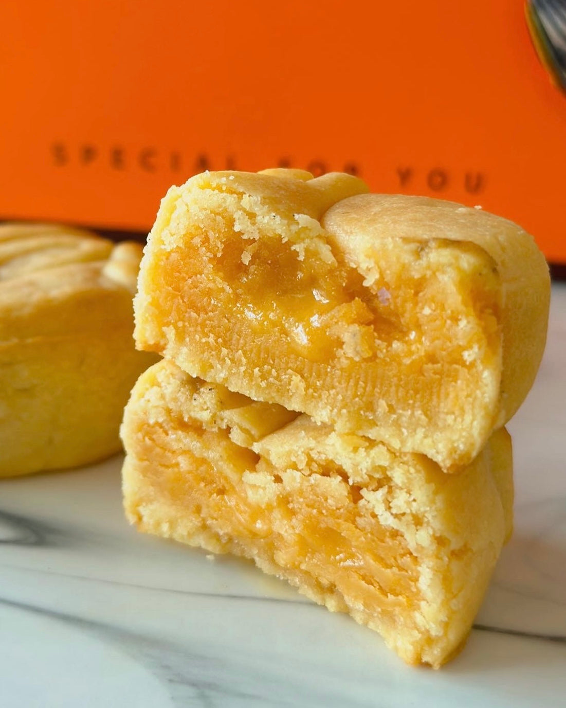 Lava Custard Moon Cake Gift Set