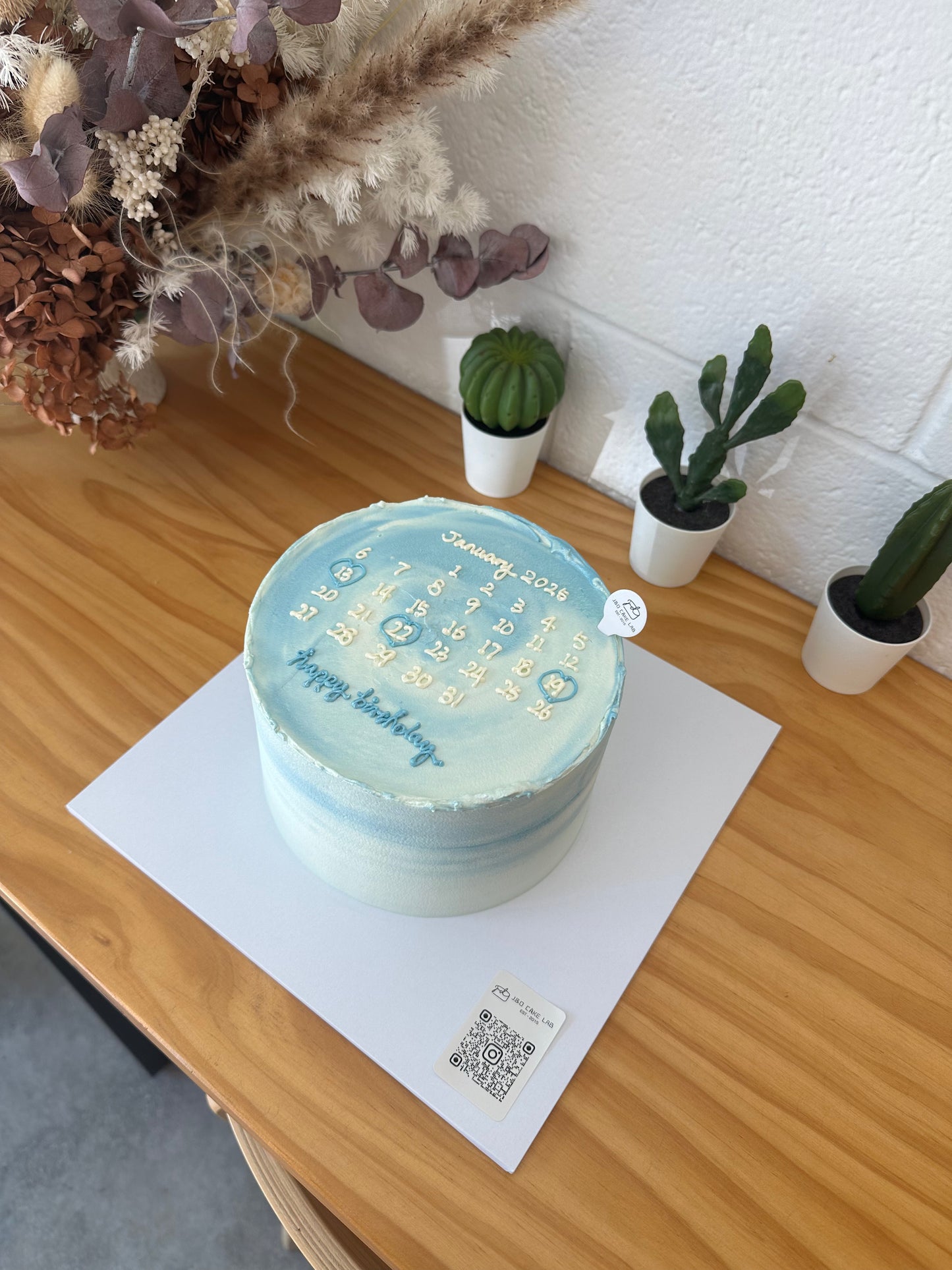 Ombre Color Calendar Cream Cake
