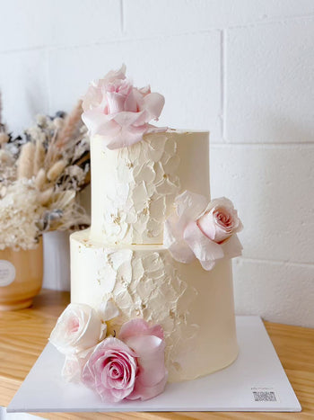 WEDDING CAKE