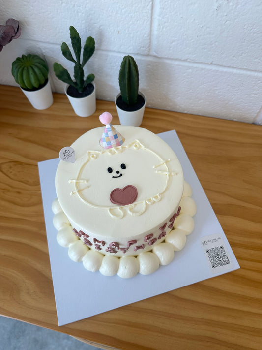 Hand-Drawn Little Cat Face Birthday Cake