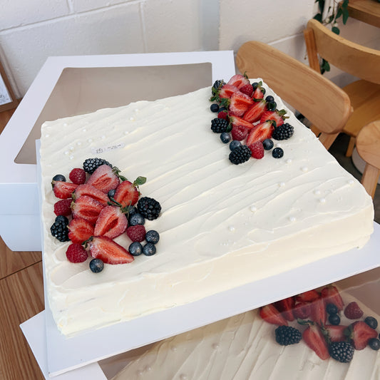 Classic Vanilla Strawberry Slab Cream Cake