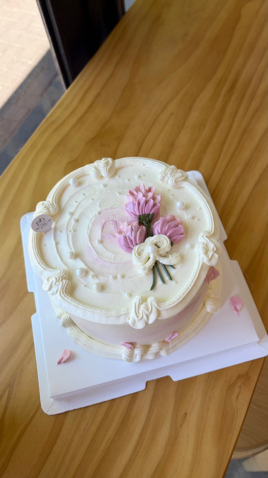 The "Vintage Tulip Bouquet" Cake