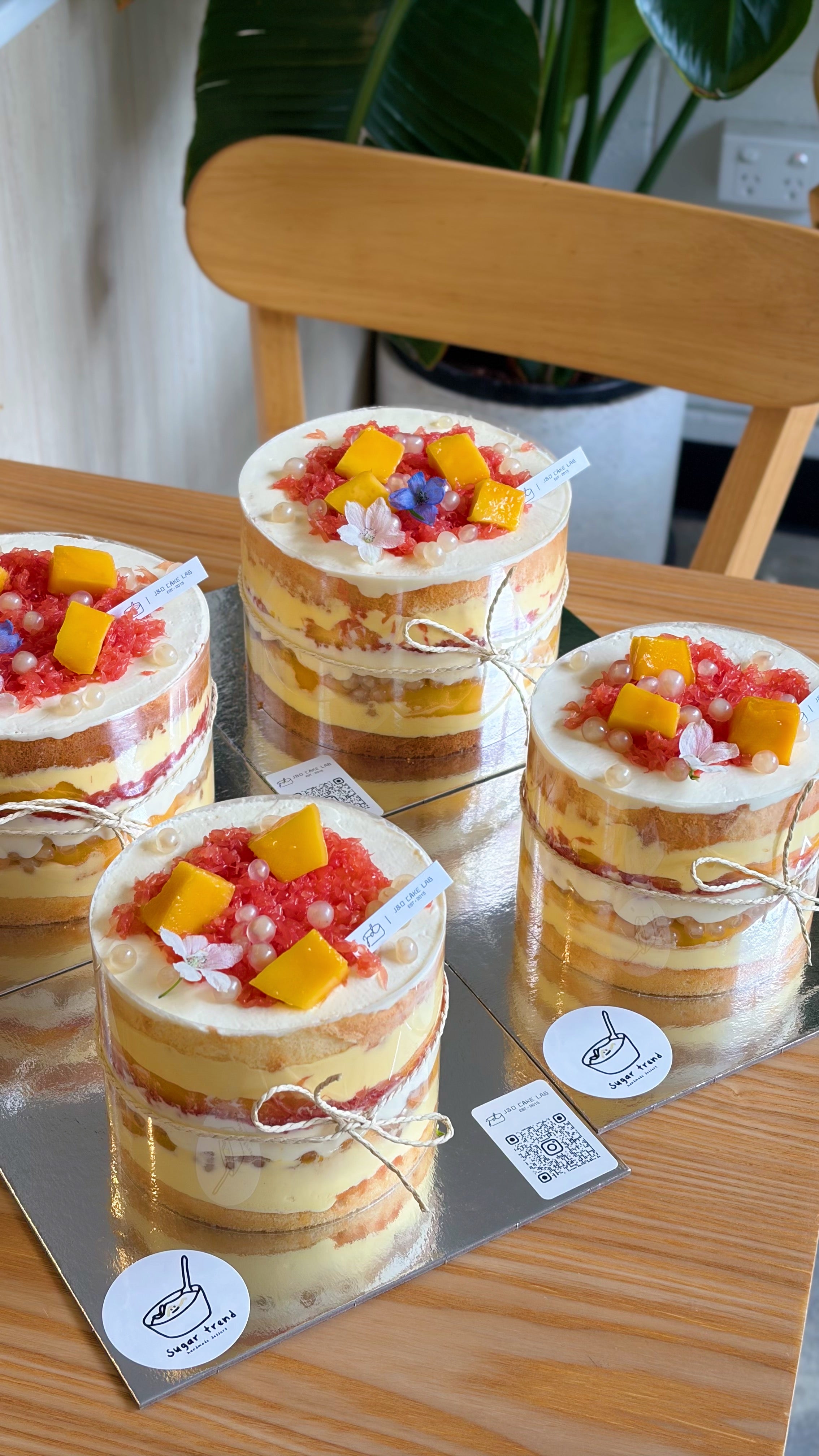 Solid Mango Pomelo Naked Cake