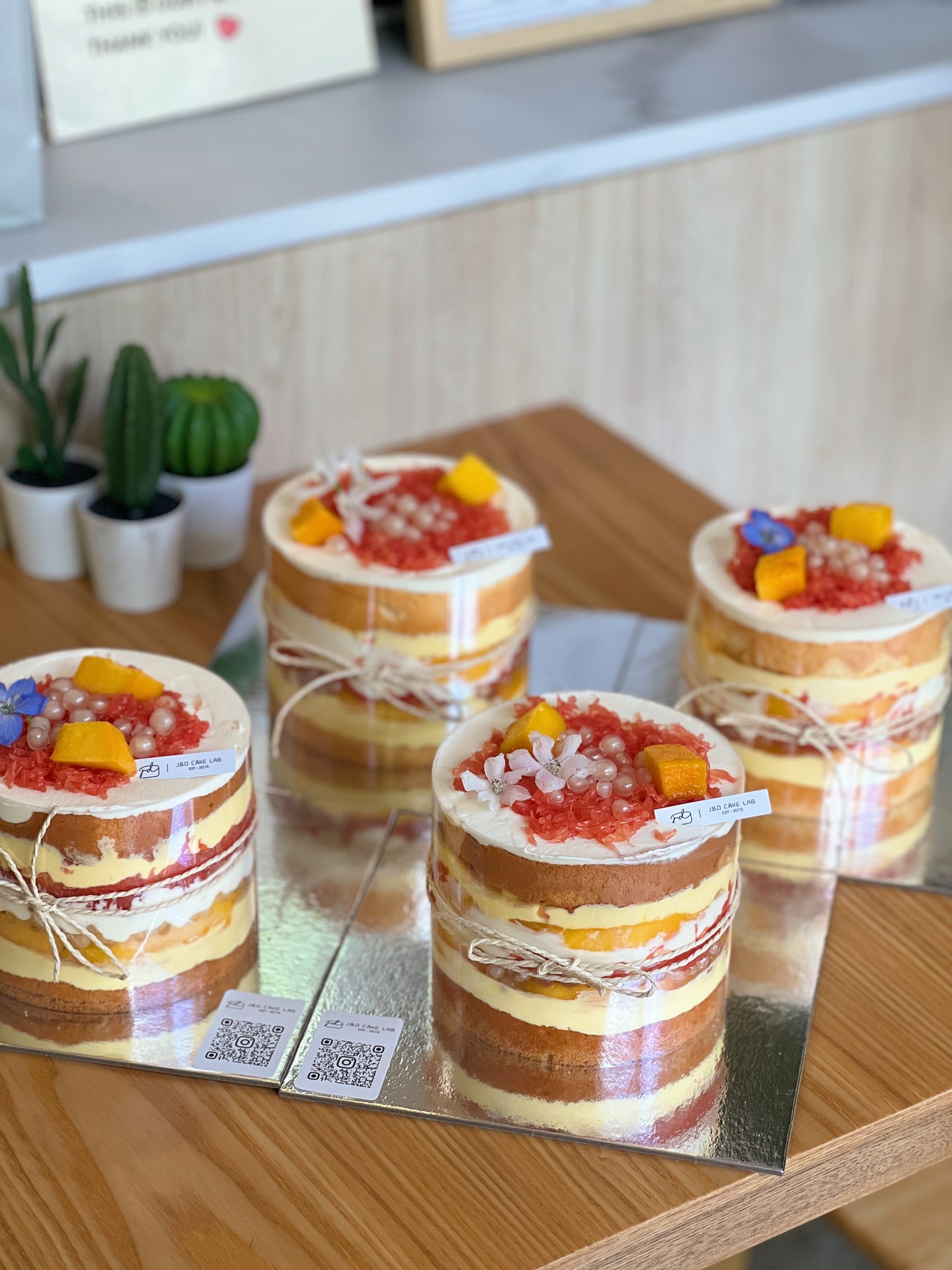 J&D Cake Lab x Sugar Trend - Solid Mango Pomelo Naked Cake (NEW)