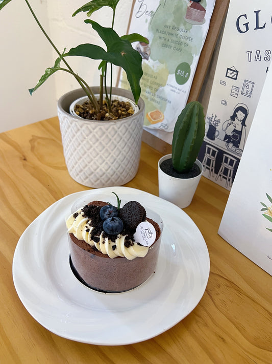 Chocolate Sea Salt Oreo Roll
